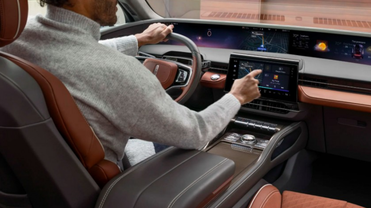 Cisco Webex sale a bordo delle auto Ford e Lincoln