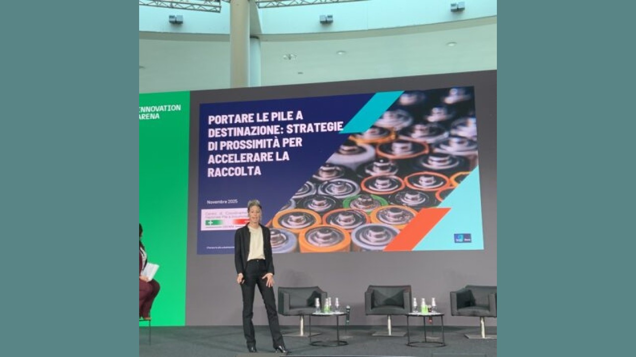 Ecomondo 2025, presentata la nuova ricerca IPSOS sulla raccolta delle batterie portatili